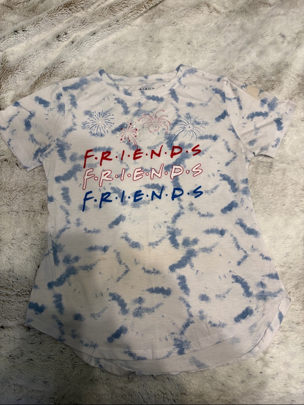Tie-Dye 'FRIENDS' Graphic Tee - Blue & White